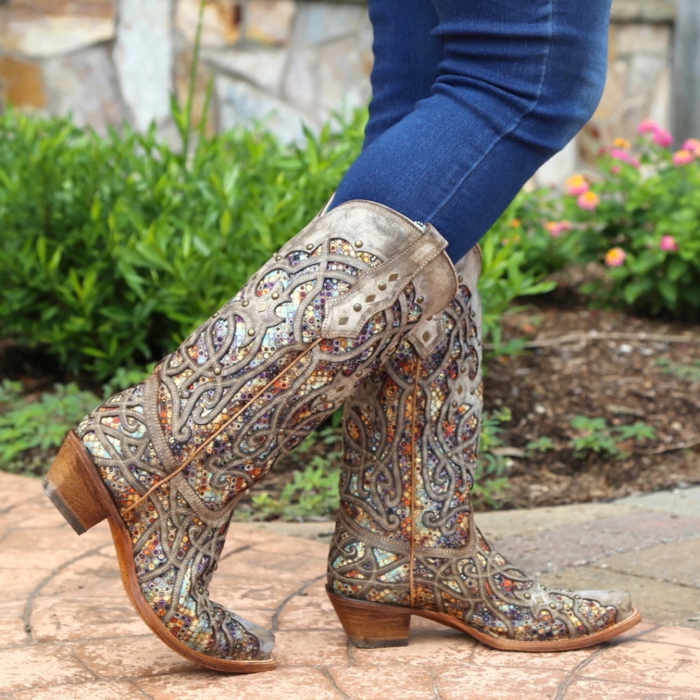 Corral Taupe Inlay and Studs Snip Toe C3409

Boots
